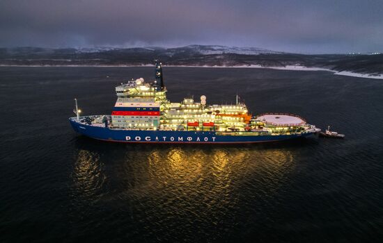 Новый атомный ледокол "Сибирь" в Мурманской области