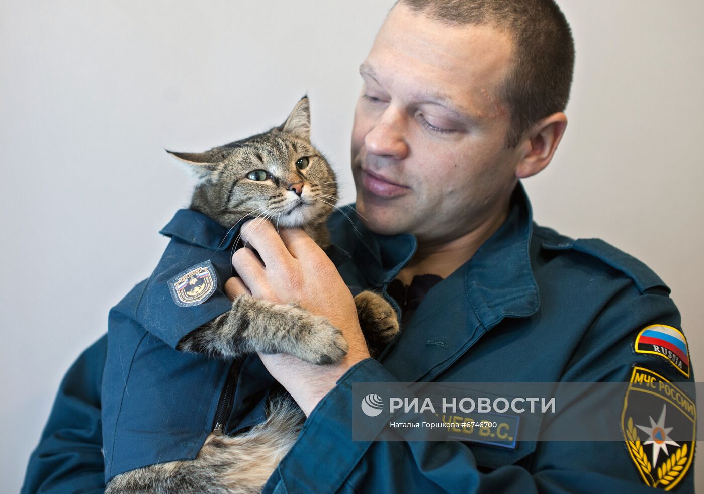 Кот Семен в пожарной части в Тюменской области