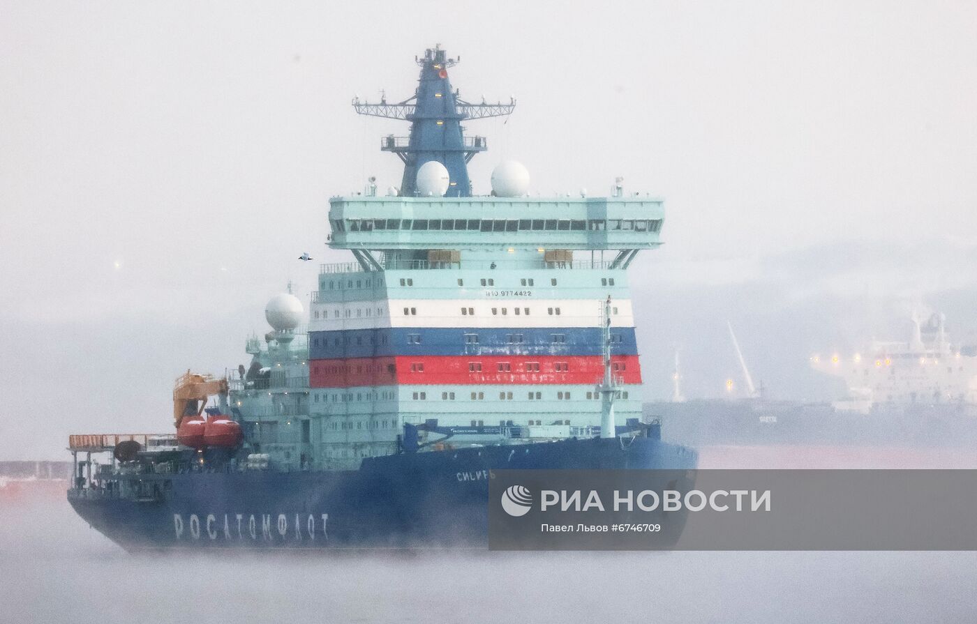 Новый атомный ледокол "Сибирь" в Мурманской области