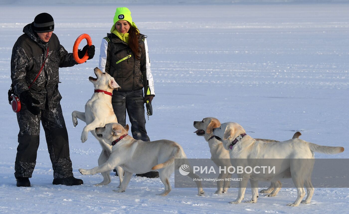 Отдых на Енисее в морозную погоду