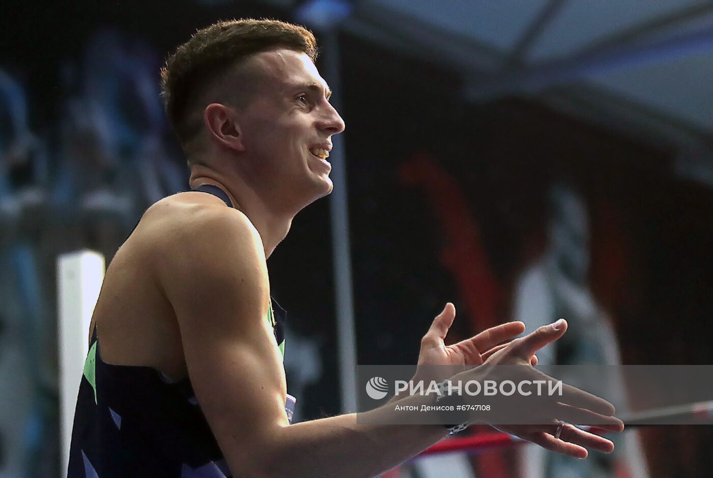 Соревнования по прыжкам в высоту "Битва полов - 2022"