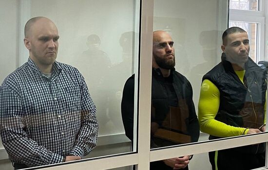 Бывших сотрудников спецназа "Альфа" и "Вымпел" признали виновными в хищении 136,5 млн рублей