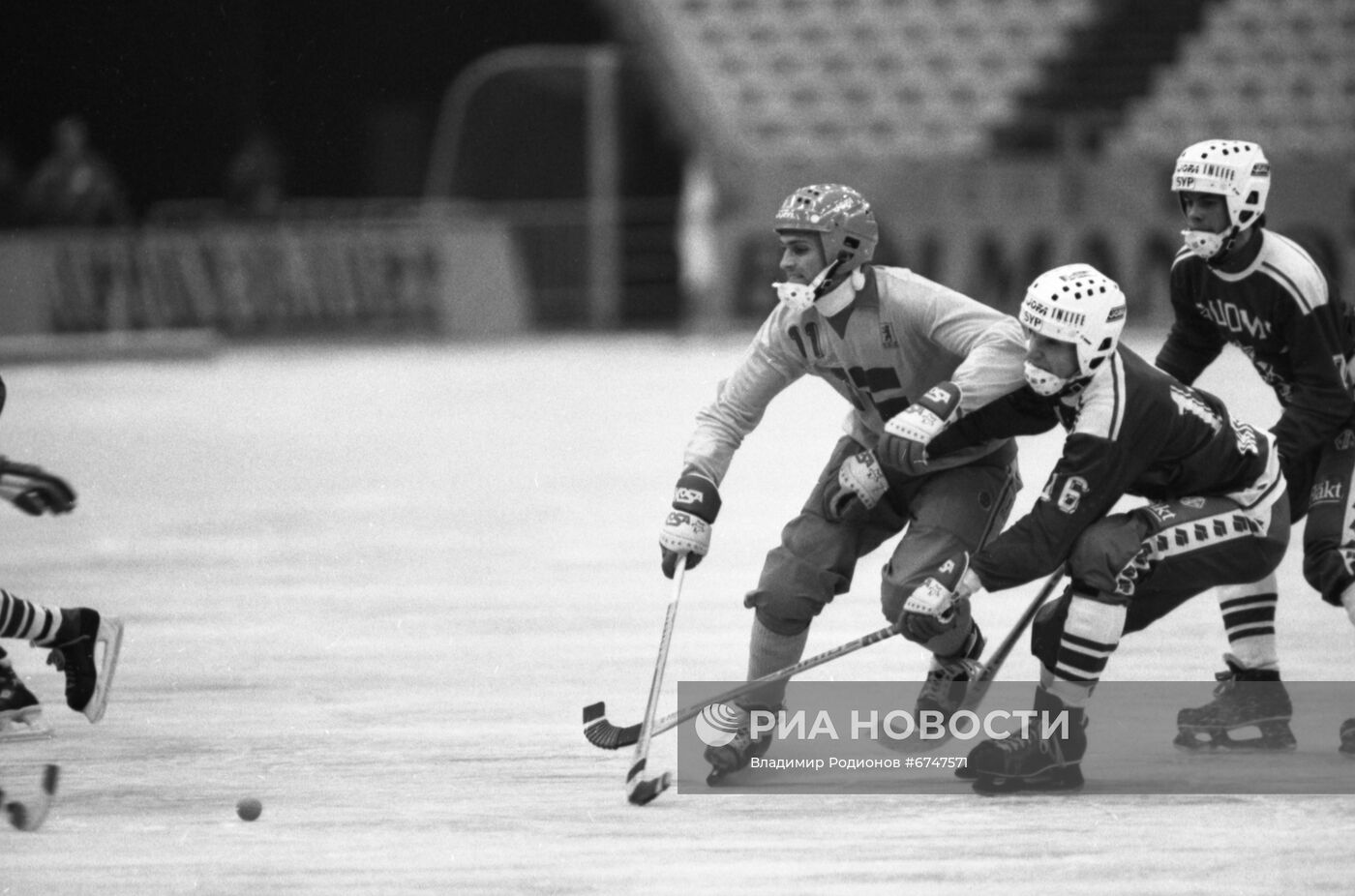 XVI чемпионат мира по хоккею с мячом