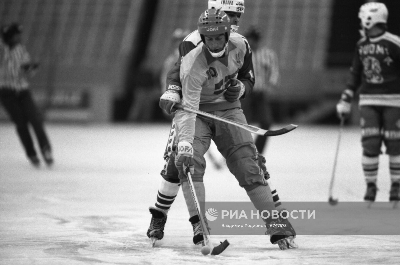 XVI чемпионат мира по хоккею с мячом