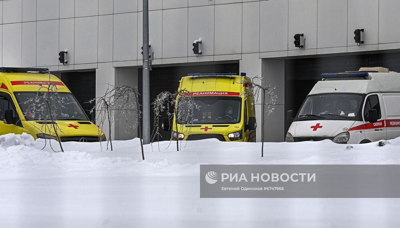 Карантинный центр в Коммунарке во время пандемии коронавируса COVID-19