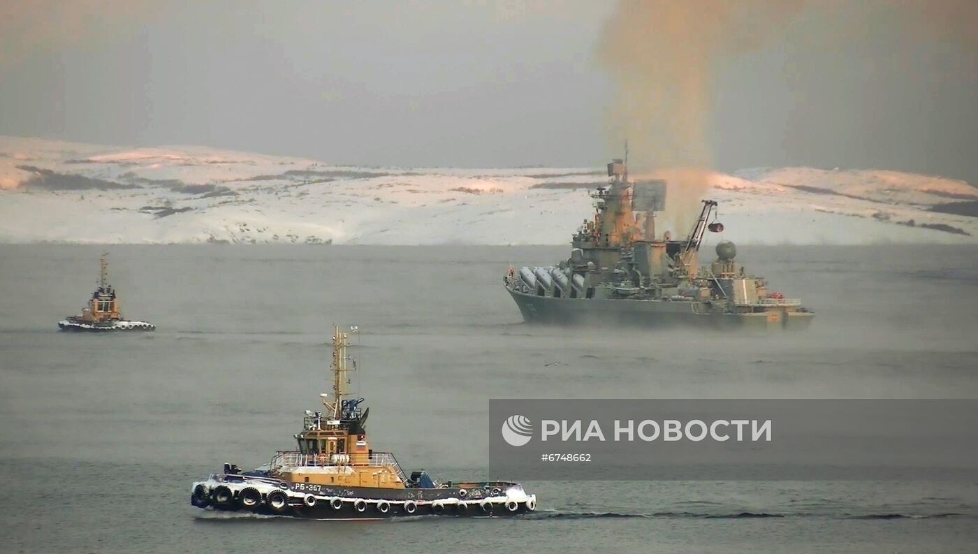 Учения Северного флота в Баренцевом море