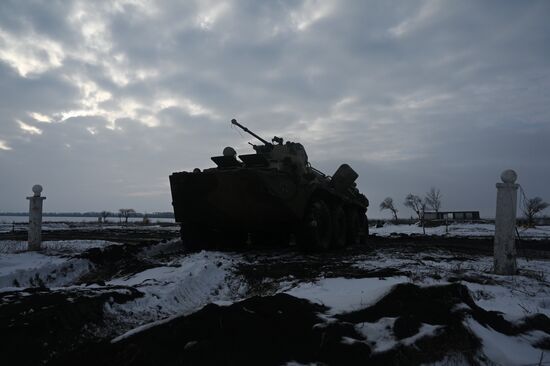 Учения артиллеристов и мотострелковых войск в Южном военном округе