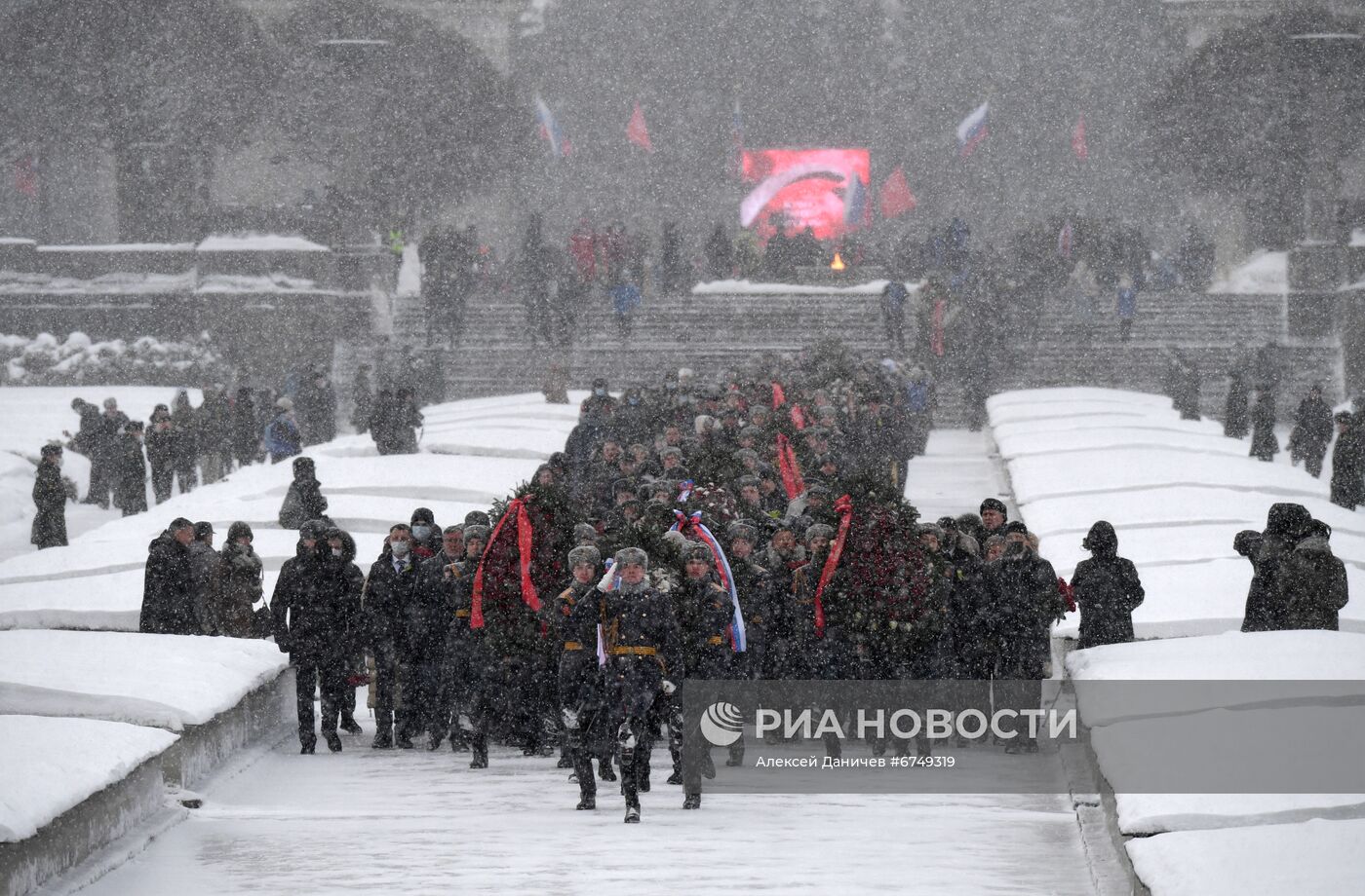 Памятные мероприятия по случаю Дня полного освобождения Ленинграда от фашистской блокады