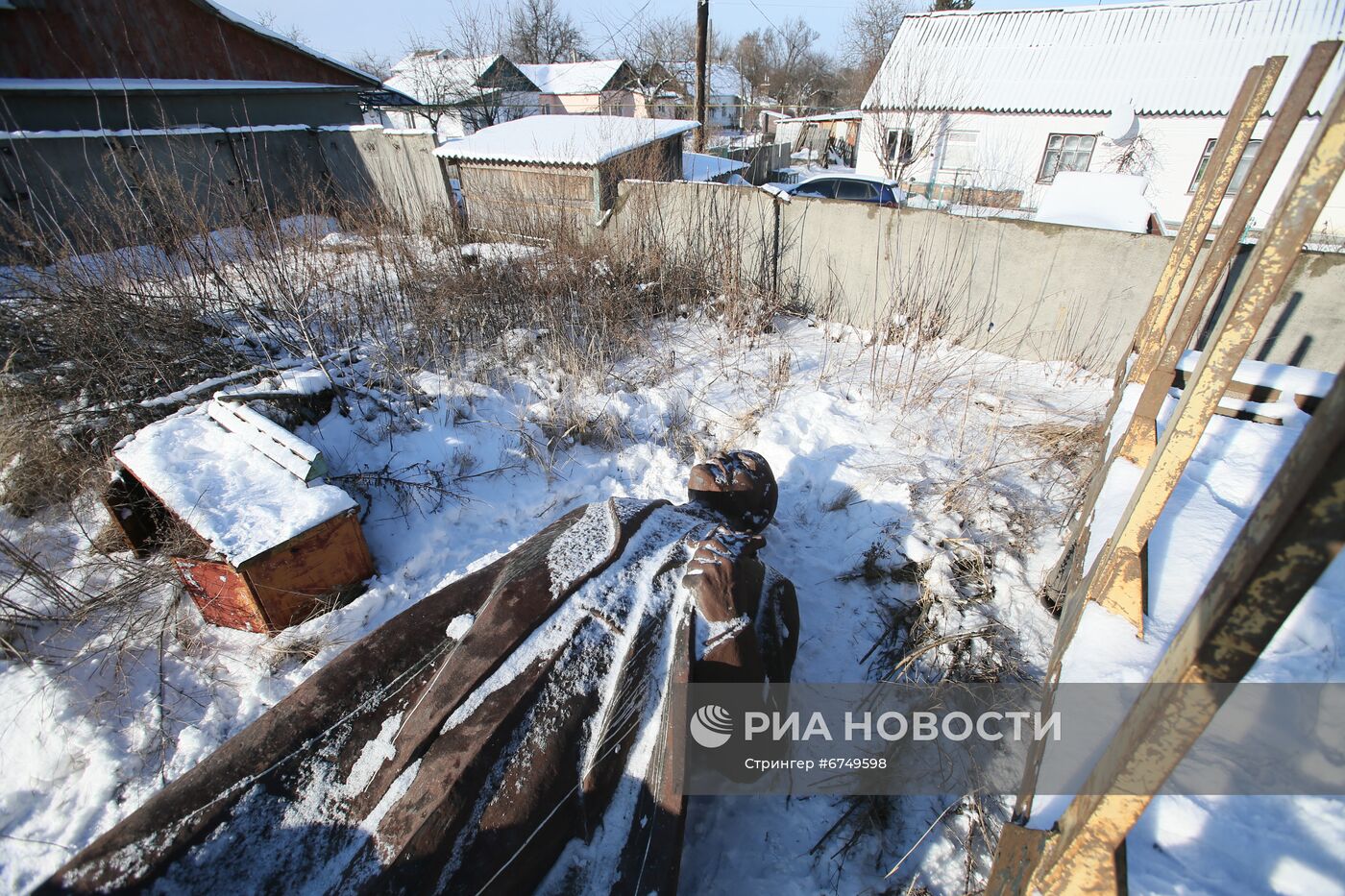 В Черниговской области Украины выставили на аукцион памятник Ленину