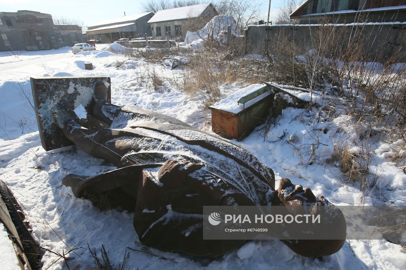 В Черниговской области Украины выставили на аукцион памятник Ленину