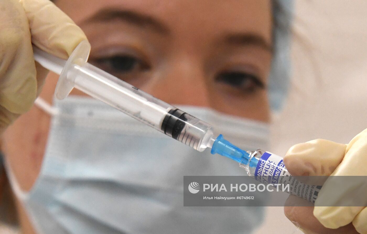 Обязательная вакцинация студентов от COVID-19 в Красноярске