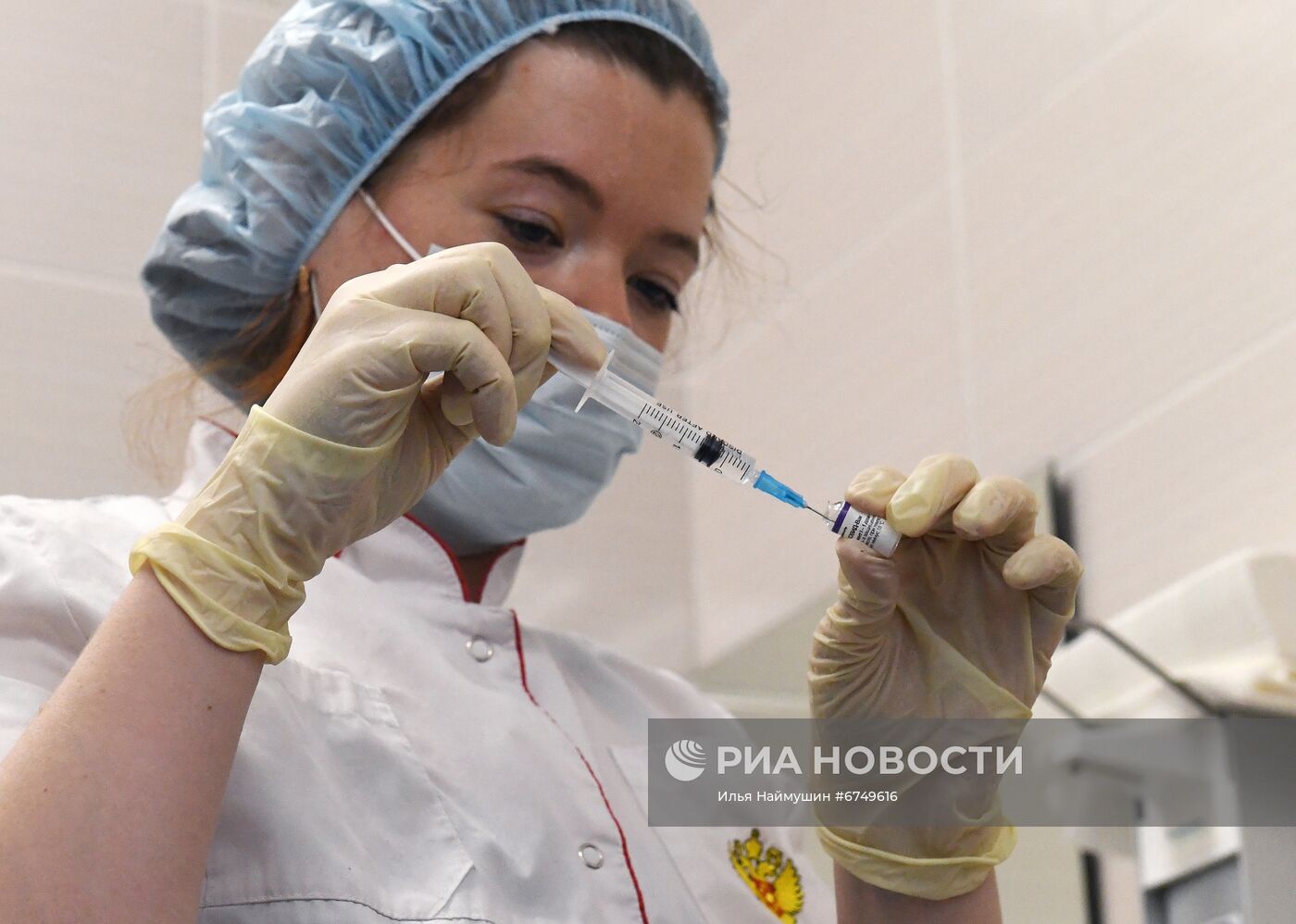 Обязательная вакцинация студентов от COVID-19 в Красноярске