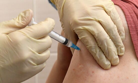 Обязательная вакцинация студентов от COVID-19 в Красноярске