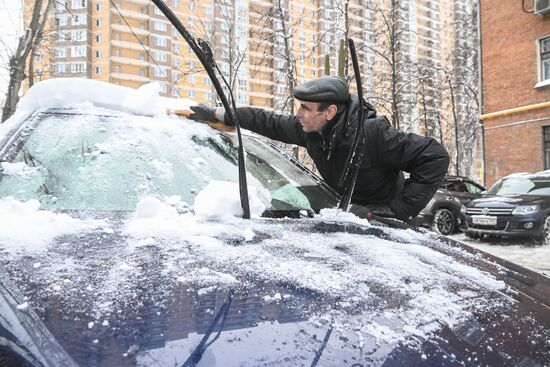 Уборка снега в Москве