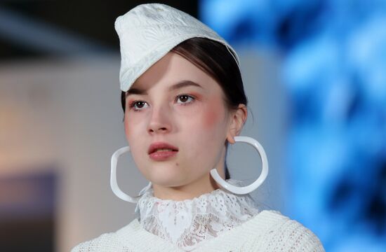 Показ мод в рамках выставки-форума "Уникальная Россия"