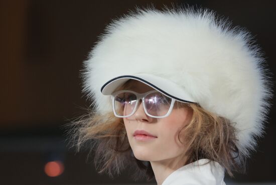 Показ мод в рамках выставки-форума "Уникальная Россия"