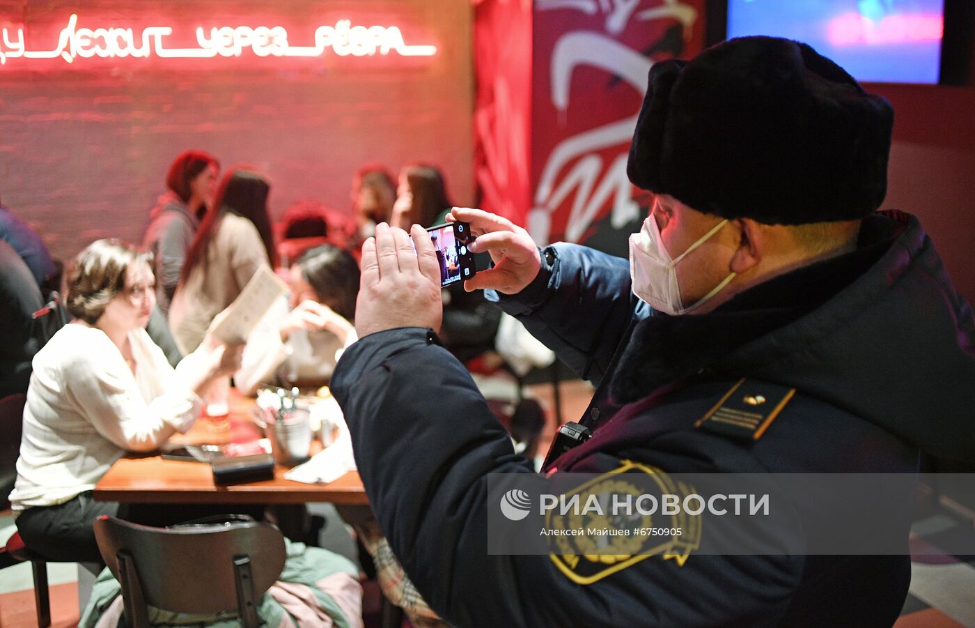 Рейд по заведениям общепита на предмет выполнения санитарно-эпидемиологических требований