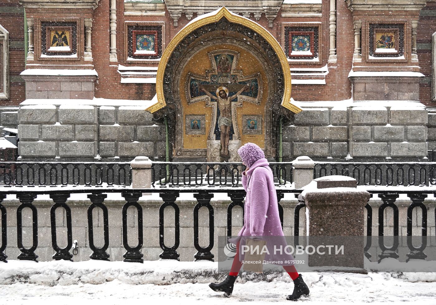 Снежный циклон "Надя" в Санкт-Петербурге