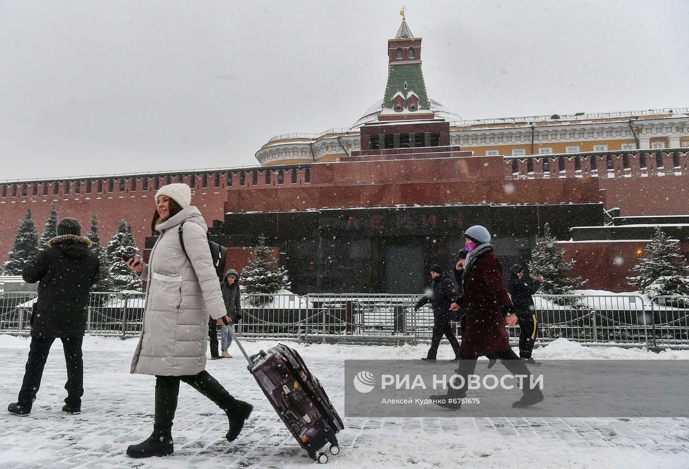 Мавзолей Ленина закрыт для проведения профилактических работ | РИА Новости  Медиабанк