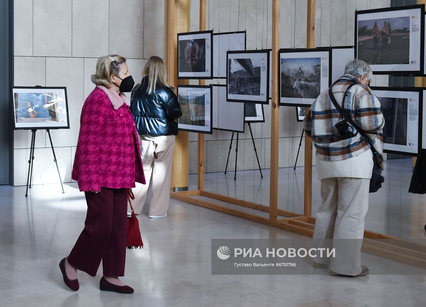 Открытие выставки победителей конкурса им. Андрея Стенина в Мадриде