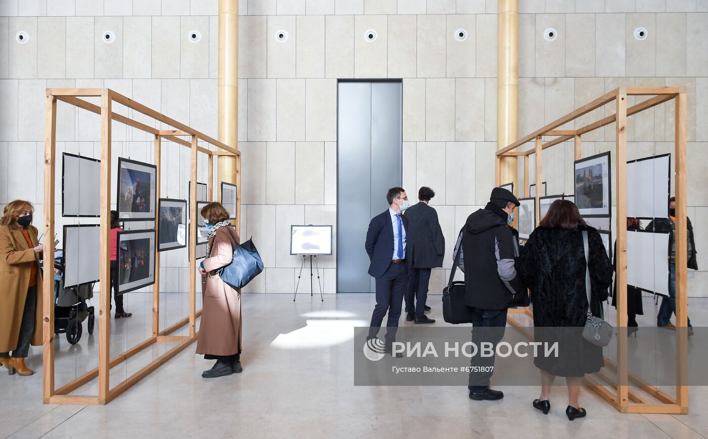 Открытие выставки победителей конкурса им. Андрея Стенина в Мадриде