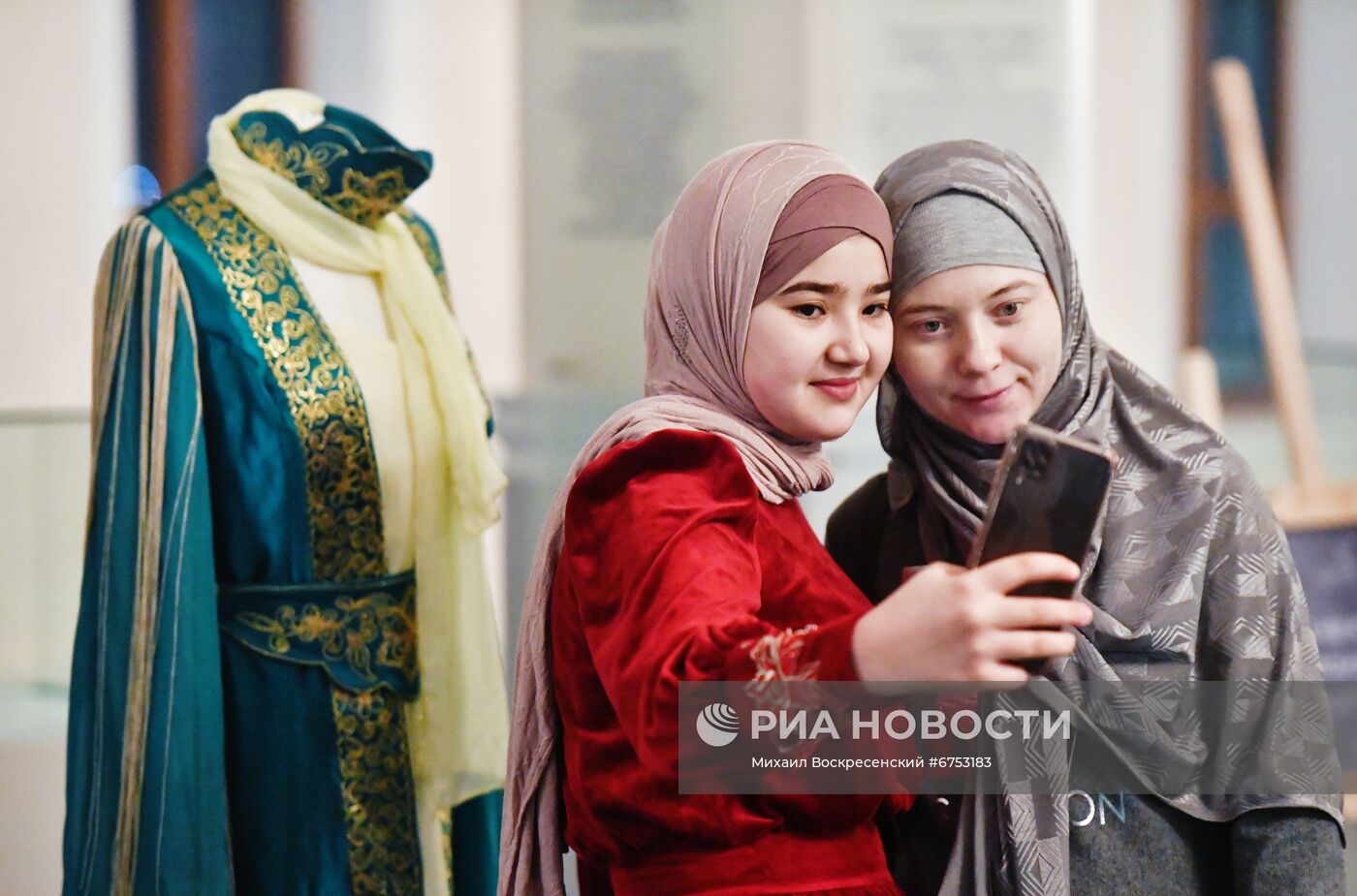 Открытие выставки "Хиджаб - моя гордость"