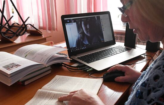 Работа школ и учителей в период пандемии