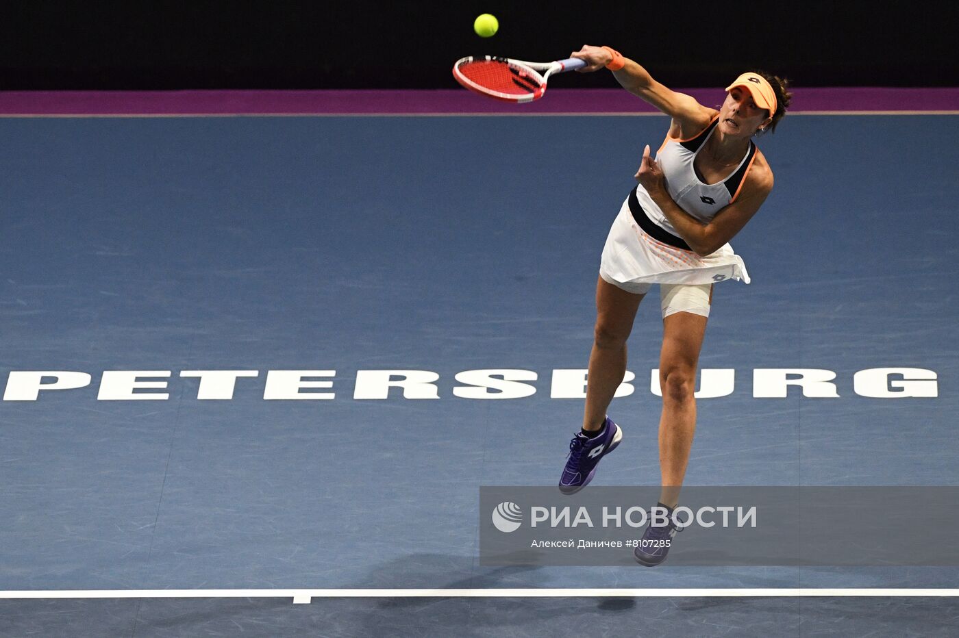 Теннис. St.Petersburg Ladies Trophy. Первый день