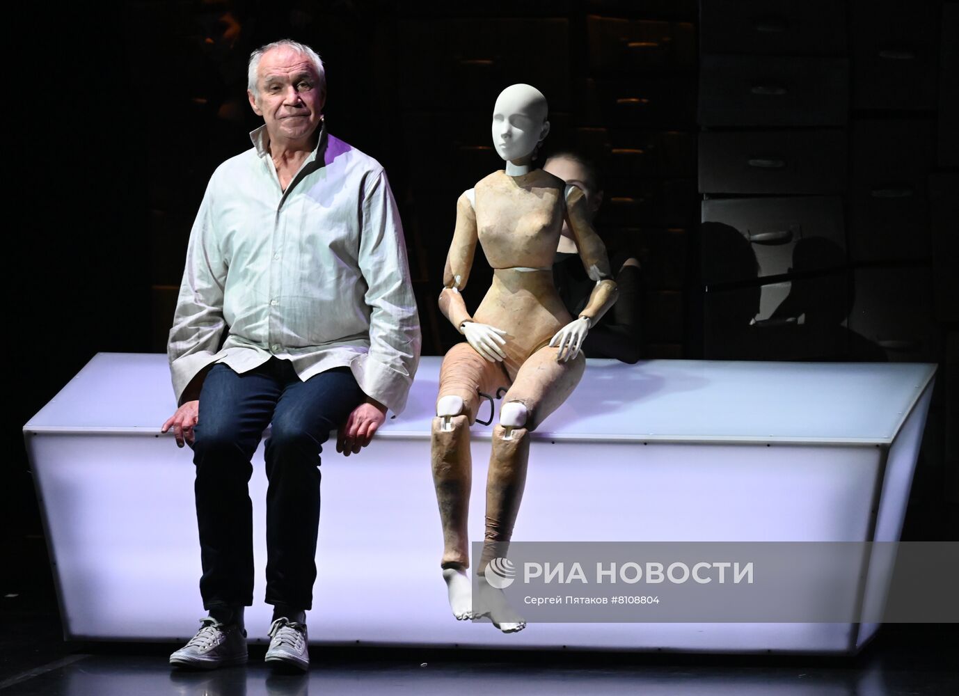 Спектакль "Кроткая" в рамках Зимнего международного фестиваля искусств 