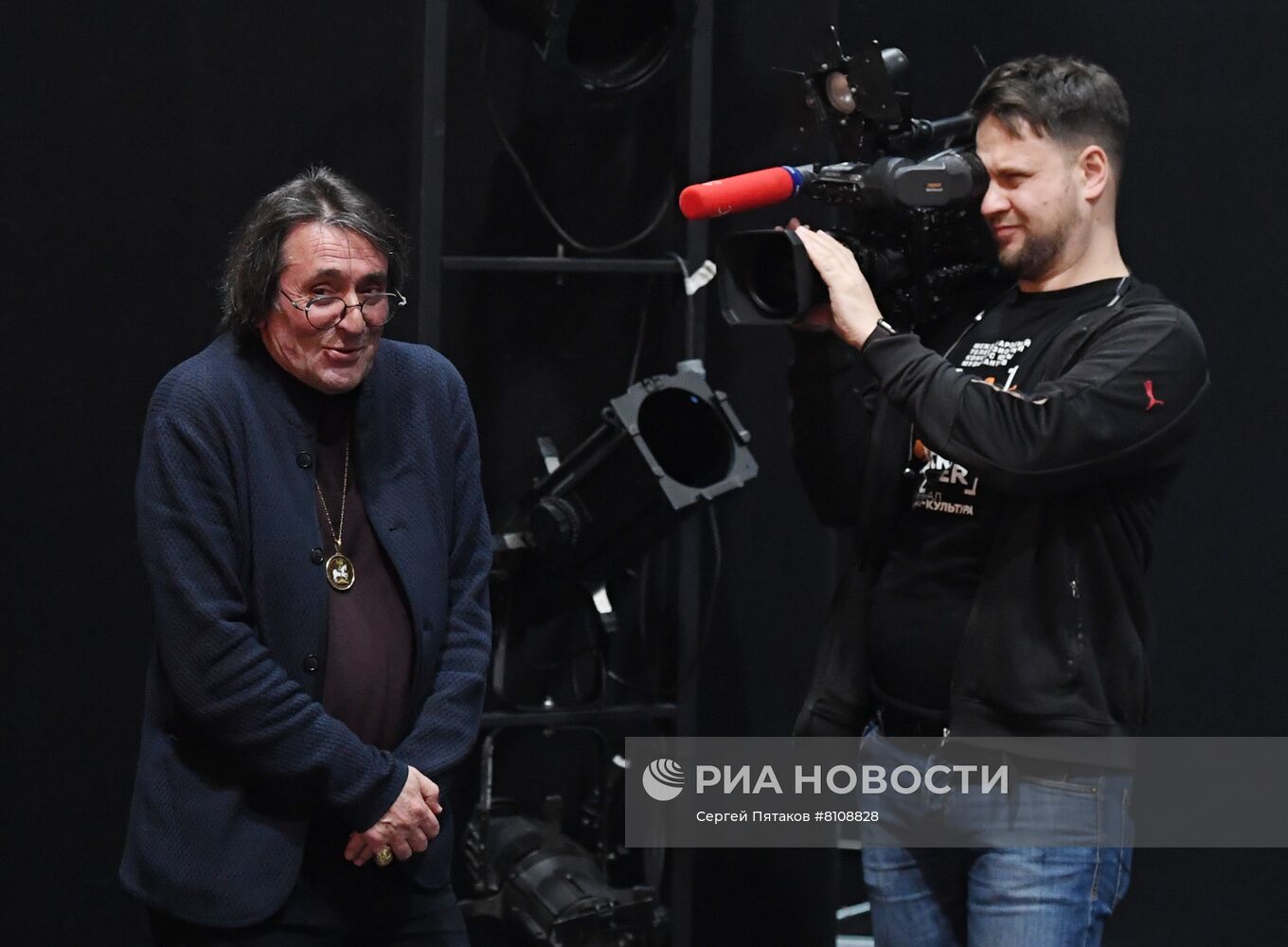 Спектакль "Кроткая" в рамках Зимнего международного фестиваля искусств 