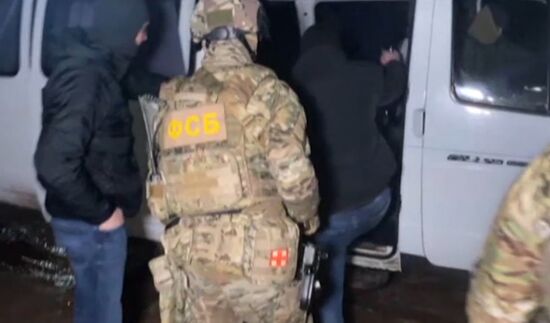 ФСБ РФ пресекла деятельность преступной группы в Крыму