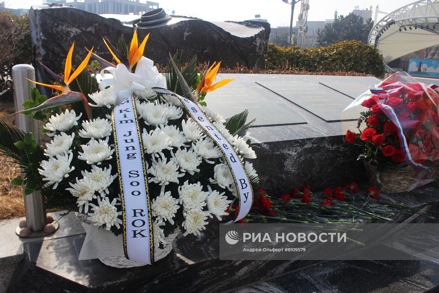 В южнокорейском Инчхоне почтили память героев "Варяга" и "Корейца" 