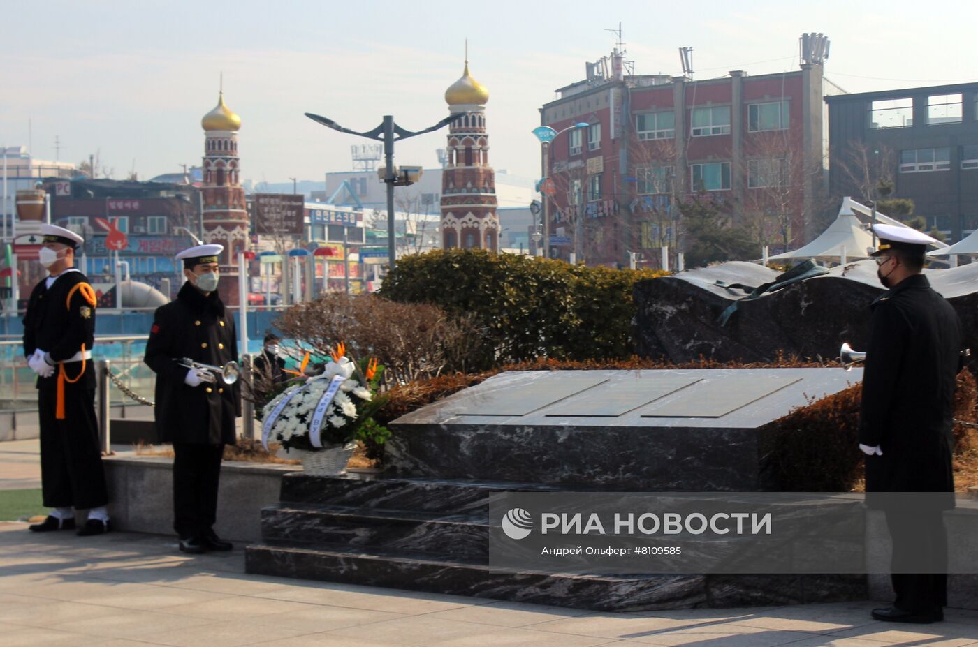 В южнокорейском Инчхоне почтили память героев "Варяга" и "Корейца" 