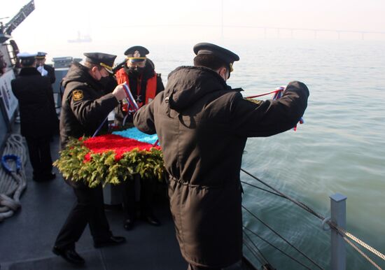 В южнокорейском Инчхоне почтили память героев "Варяга" и "Корейца" 