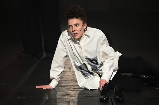 Спектакль "Мемория" в центре им. Вс. Мейерхольда