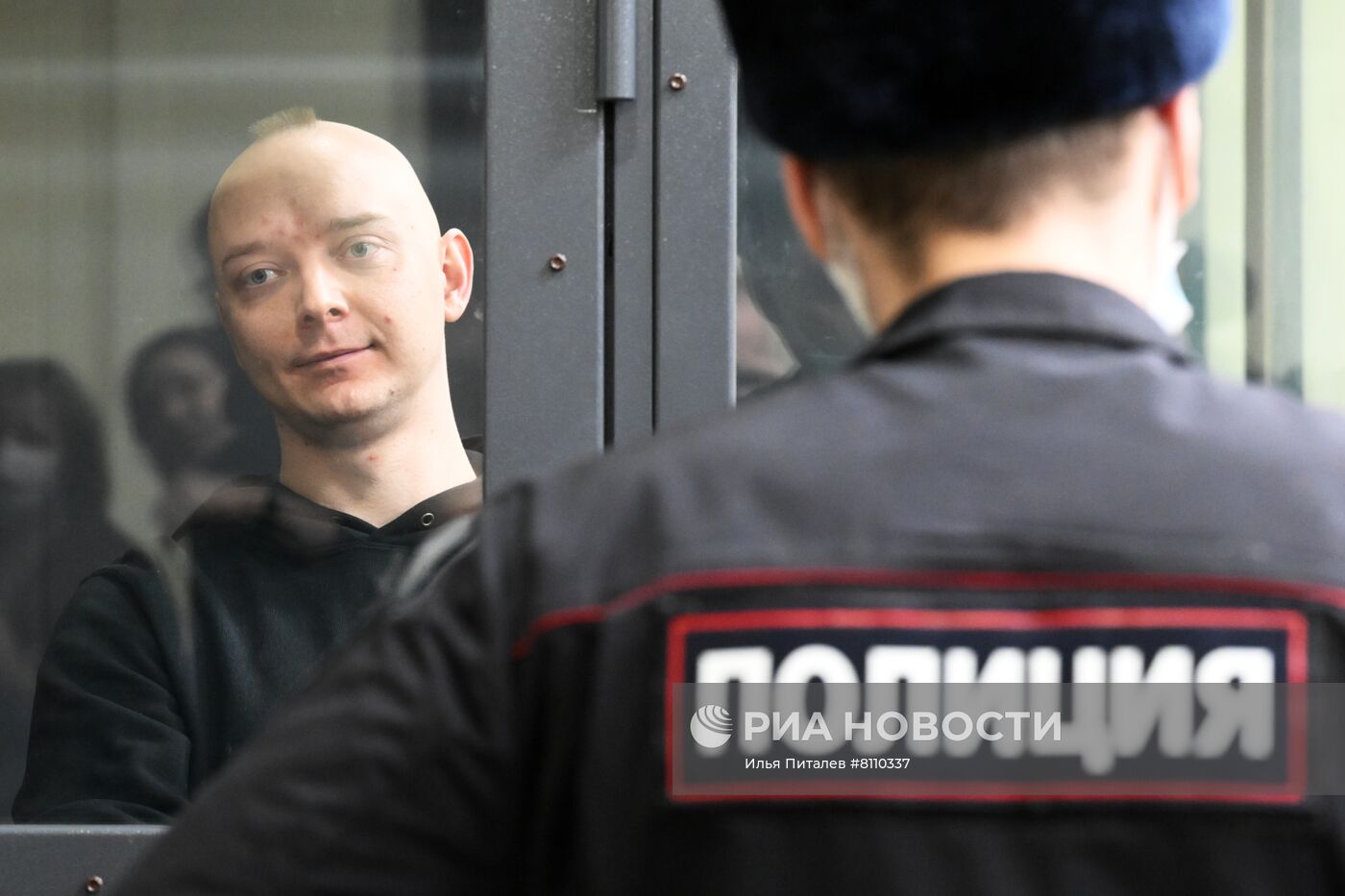 Рассмотрение жалобы на продление ареста советнику главы "Роскосмоса" И. Сафронову