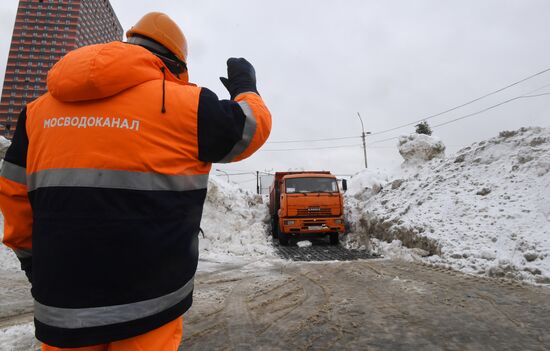 Работа снегоплавильного пункта 