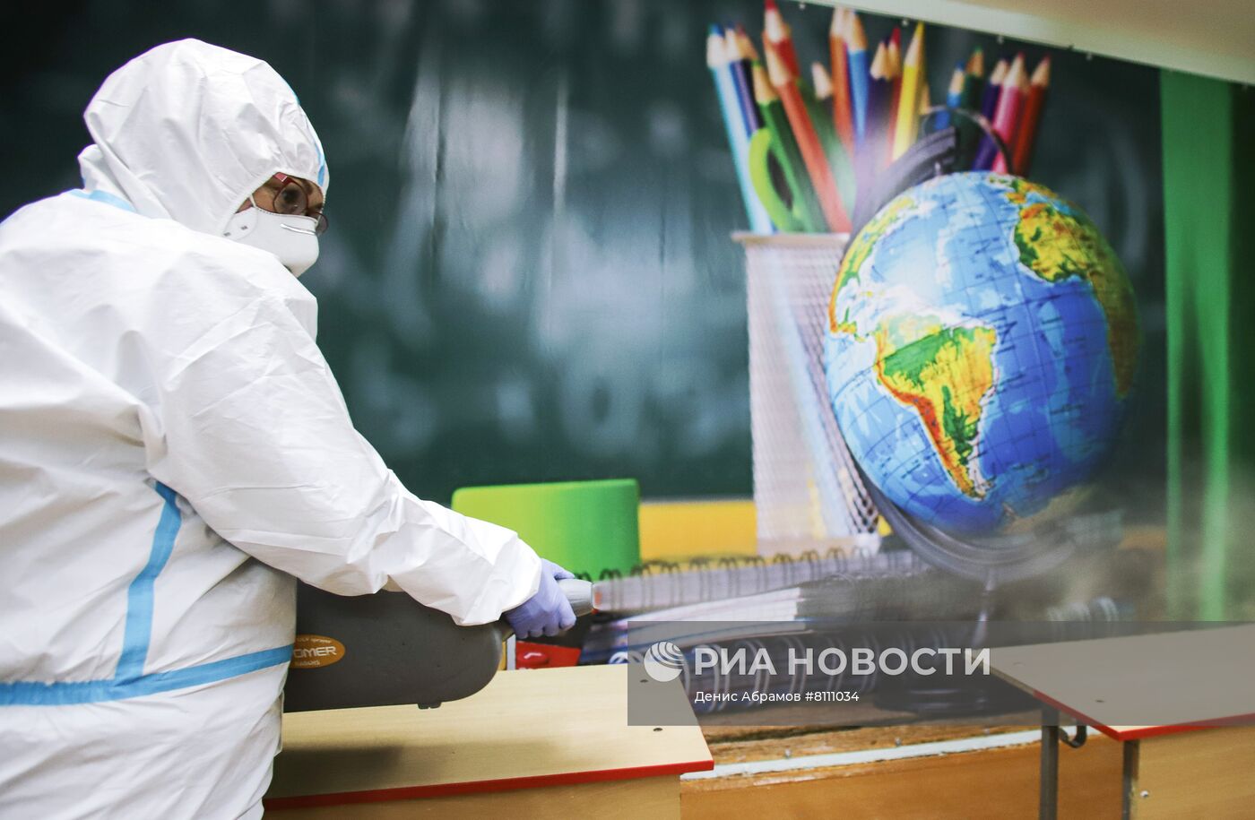 Дезинфекция помещений школы от Covid-19 в Ставрополе