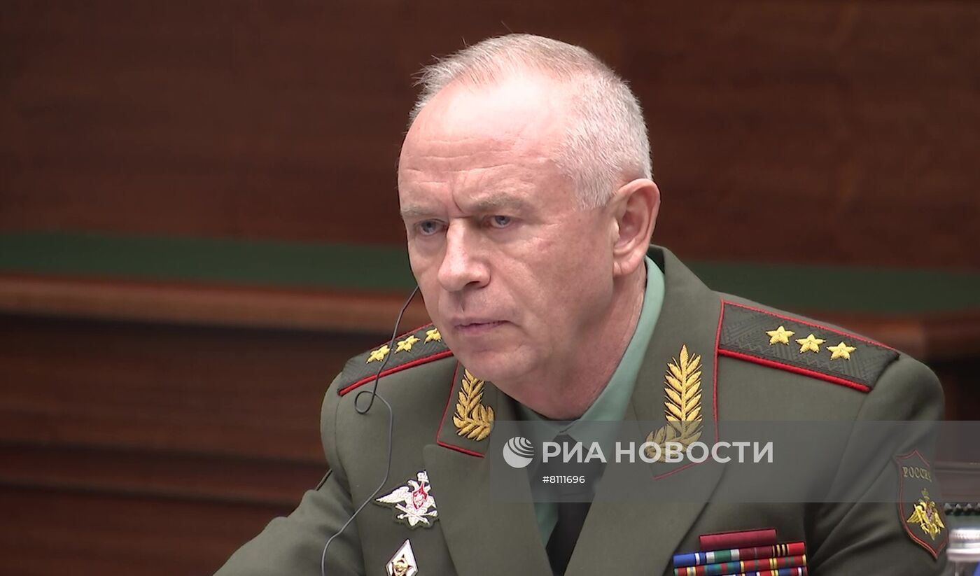 Встреча министров обороны России и Великобритании С. Шойгу и Б. Уоллеса