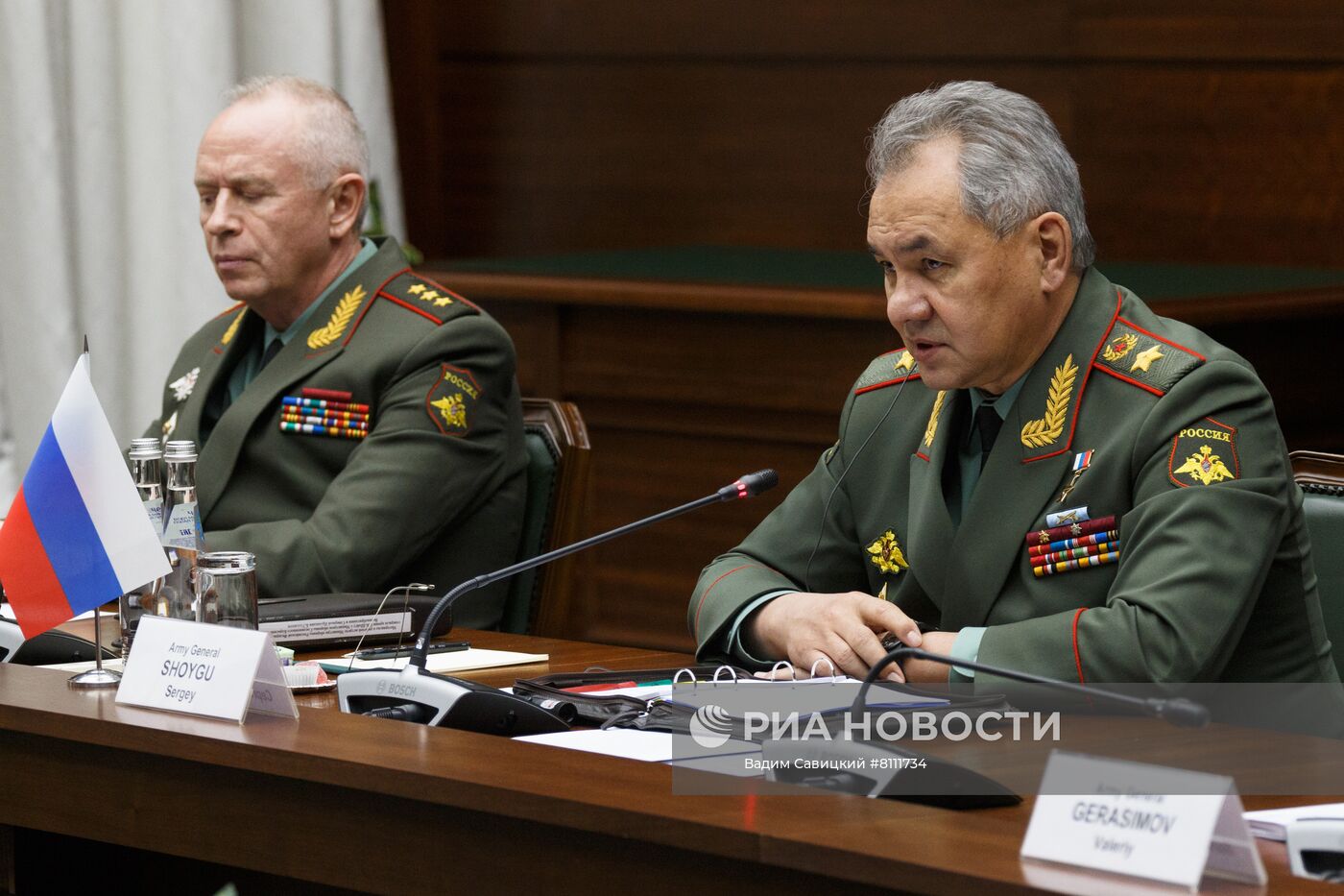 Встреча министров обороны России и Великобритании С. Шойгу и Б. Уоллеса