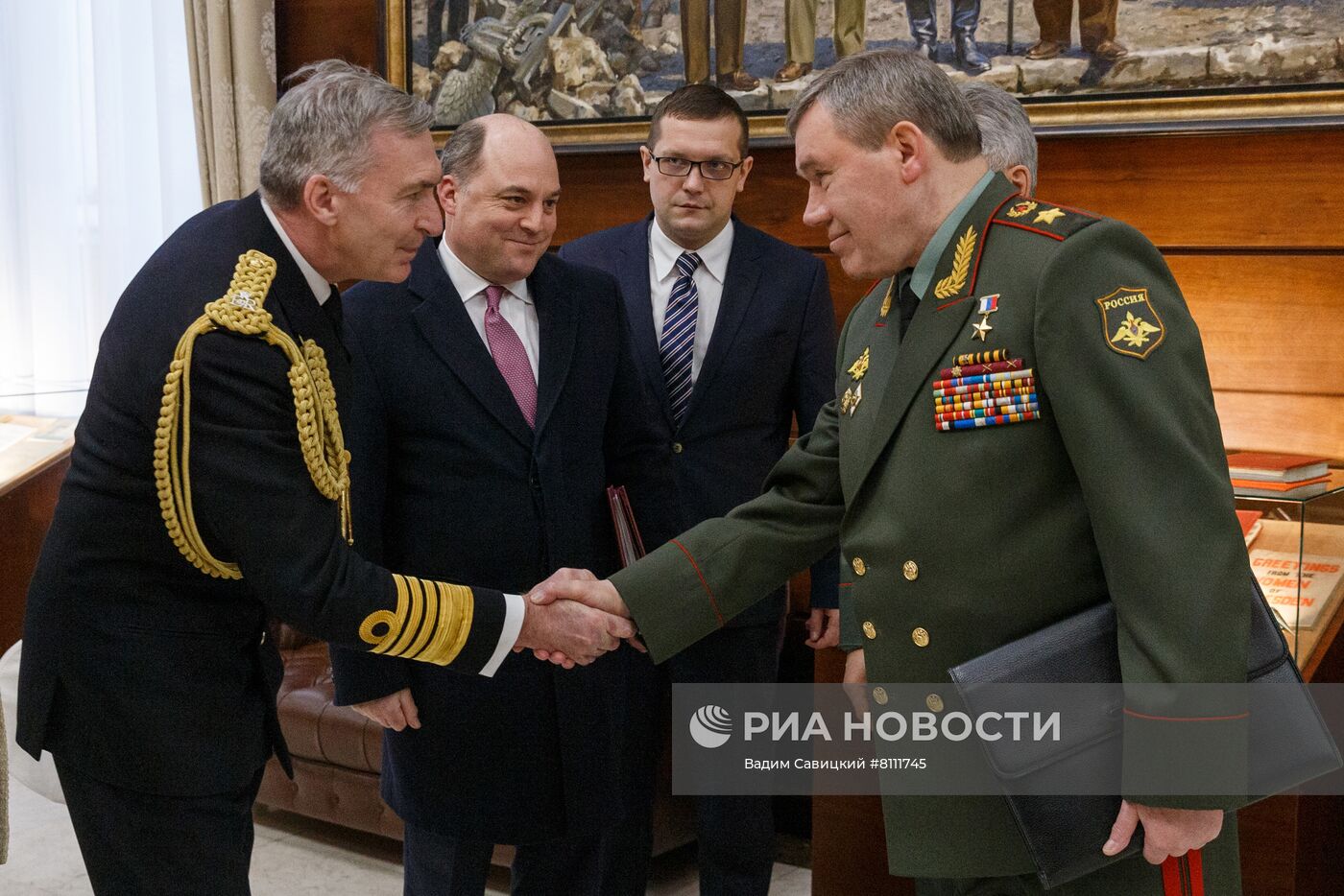 Встреча министров обороны России и Великобритании С. Шойгу и Б. Уоллеса