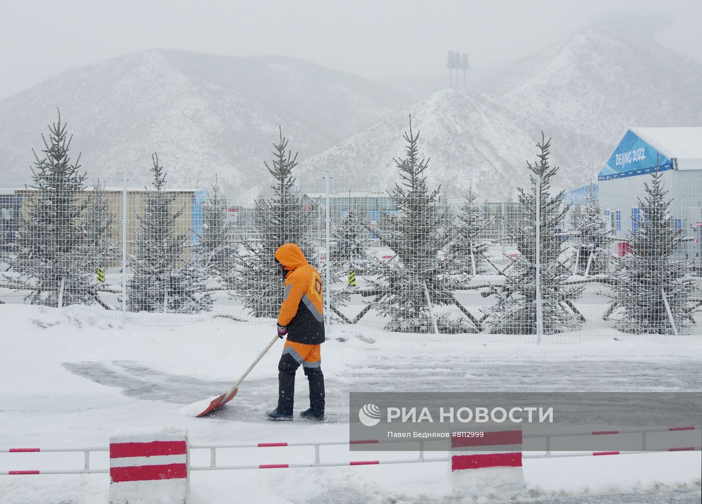 Снегопад в олимпийском Пекине