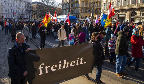 Акция против мер по противодействию коронавирусу в Вене