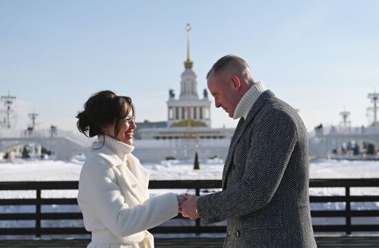 Регистрация браков в необычных местах в День всех влюбленных 