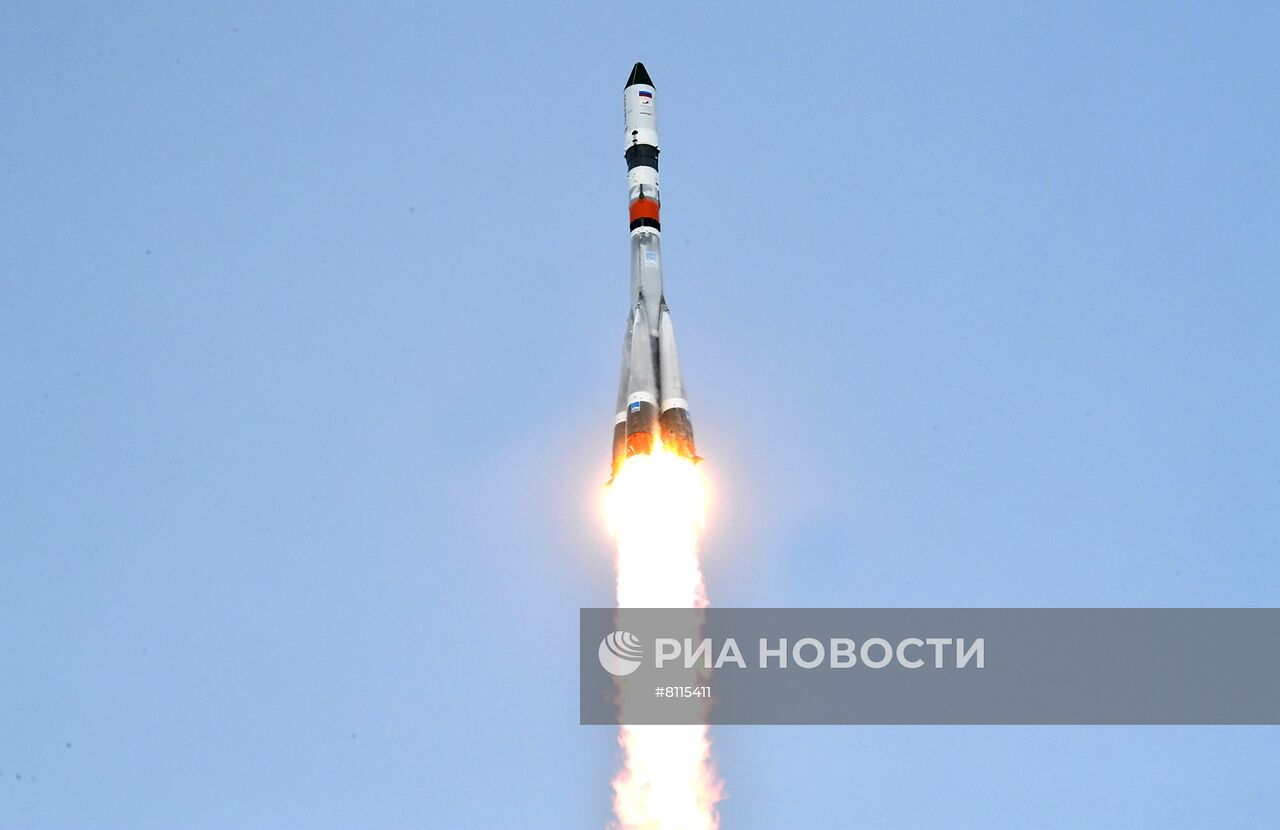 Пуск РН "Союз-2.1а" с грузовым кораблем "Прогресс МС-19" с космодрома Байконур