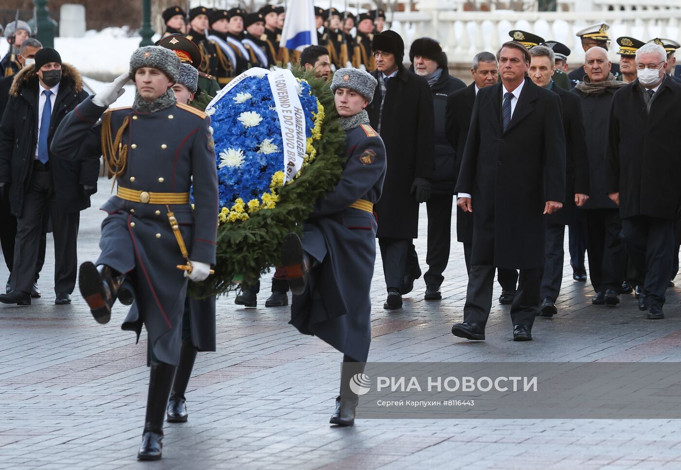 Президент Бразилии Ж. Болсонару возложил цветы к Могиле Неизвестного Солдата