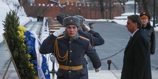 Президент Бразилии Ж. Болсонару возложил цветы к Могиле Неизвестного Солдата