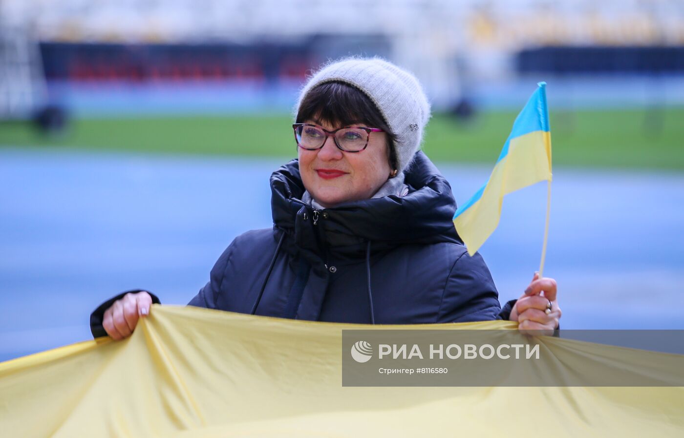 Президент Украины В. Зеленский объявил 16 февраля Днем единения