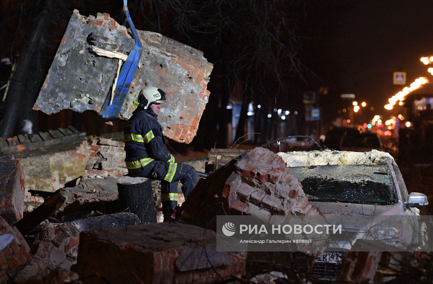 Обрушение фасада завода "Красный треугольник" в Санкт-Петербурге