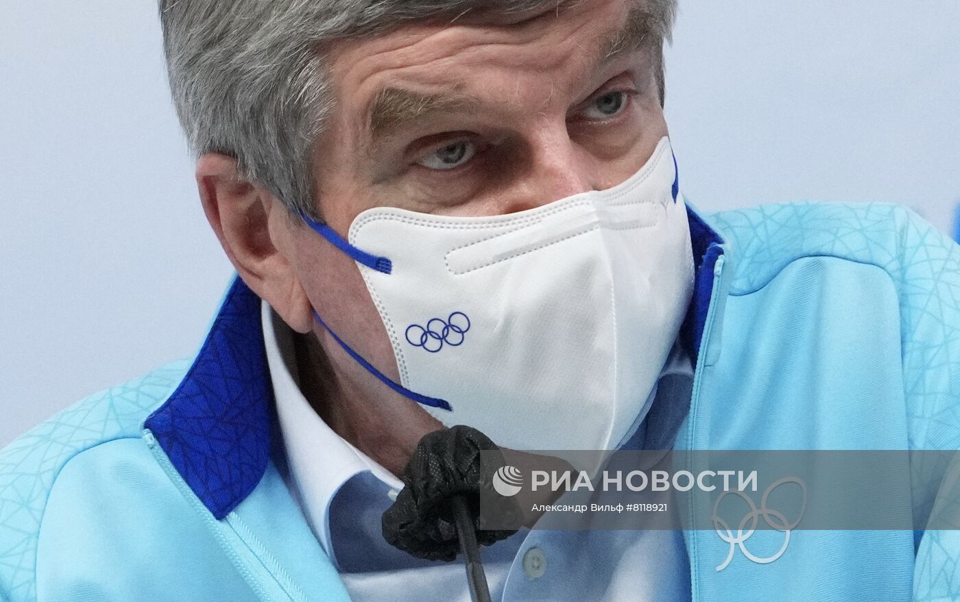 Пресс-конференция президента МОК Т. Баха